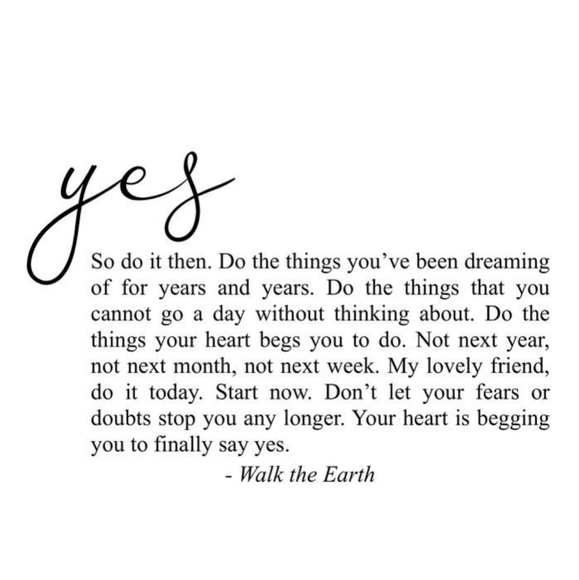 🌟Meet your Posher, Nicole🌟 - Picture 5 of 8